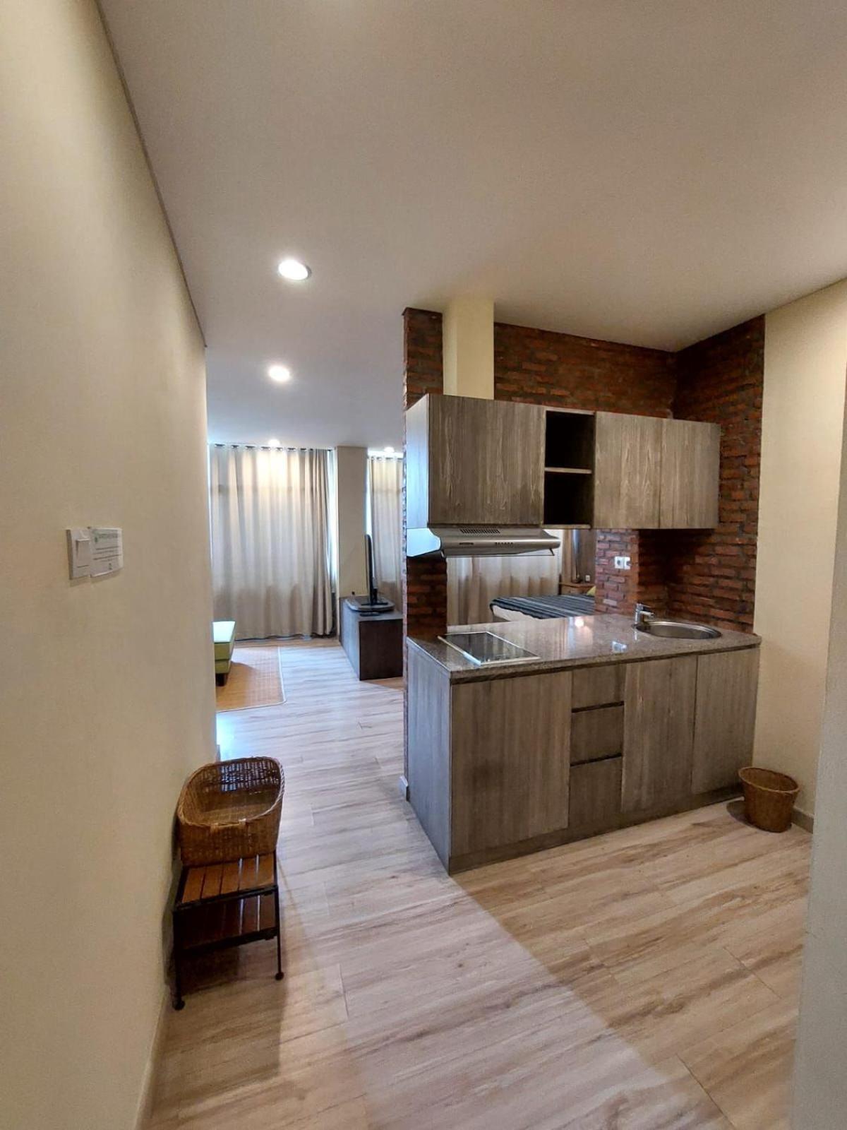 Apartemen Senayan Jakarta Exterior foto