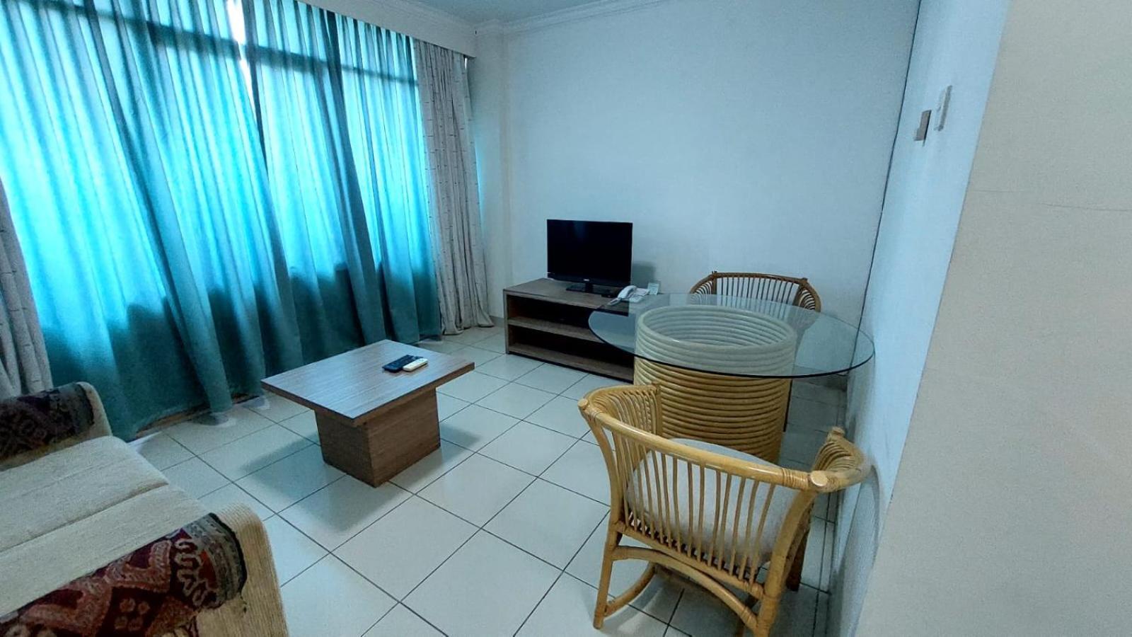Apartemen Senayan Jakarta Exterior foto